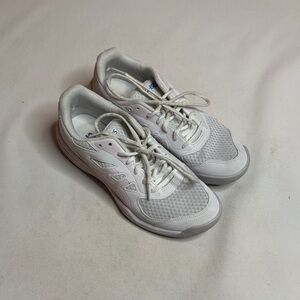 Asics Upcourt 5 Women's White Indoor Court Shoes